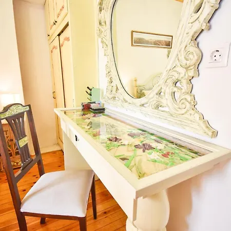 Venetian Well Gallery In Corfu Old Town Apartment *